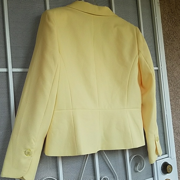 NWOT Yellow Blazer/suit jacket size 14/xl - Picture 4 of 8